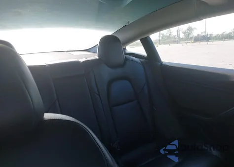 2021 Tesla Model 3 Standard Range Plus Rear-Wheel Drive from USA, damaged, VIN 5YJ3E1EA5MF017616